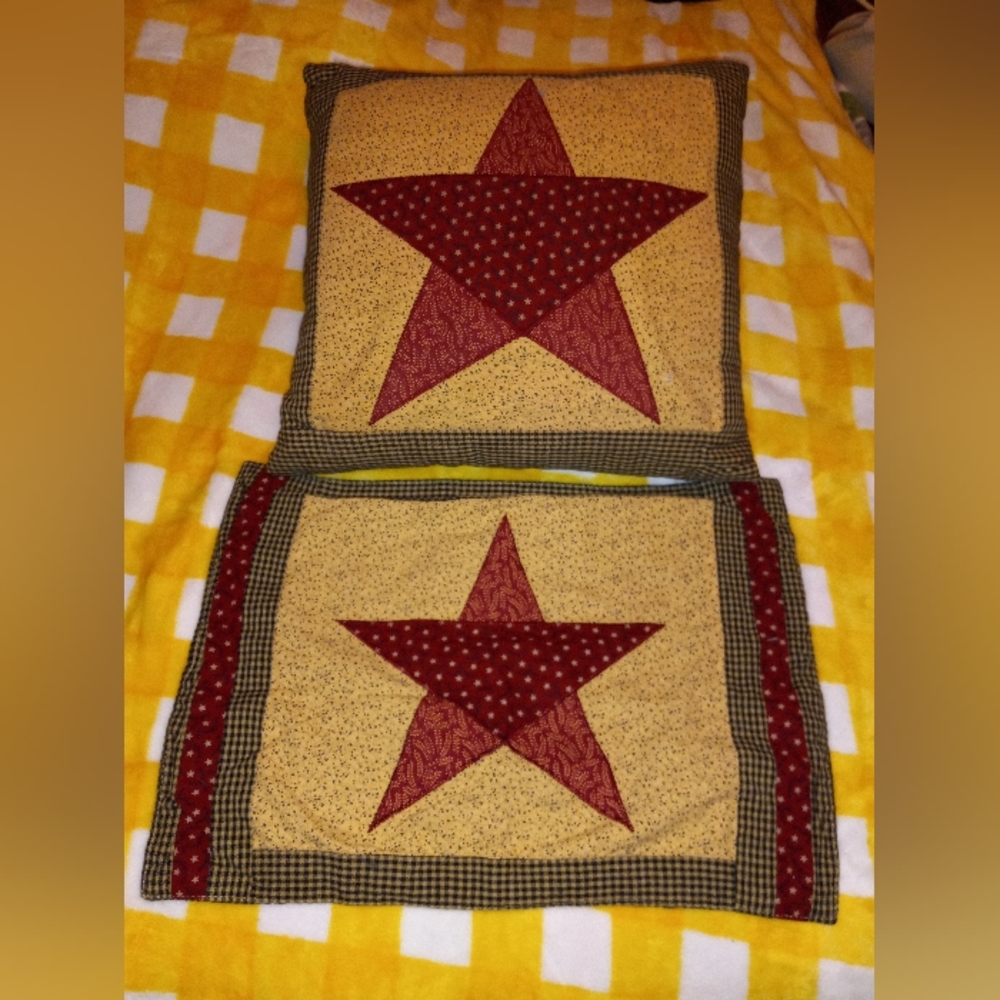 2 rustic Americana pillow shams